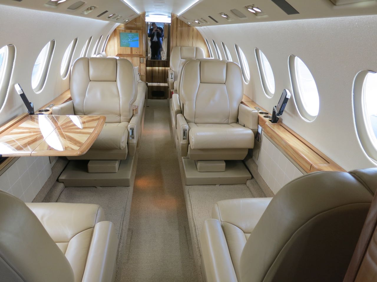 Dassault falcon 50 cabin interior  1 